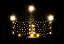 GIỮA TRỜI THANH XUÂN FPT POLYTECHNIC